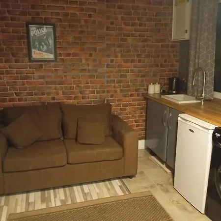 Feriehus Cosy Cottage- Sleeps 4 Free Parking & Golf Nearby Buncrana