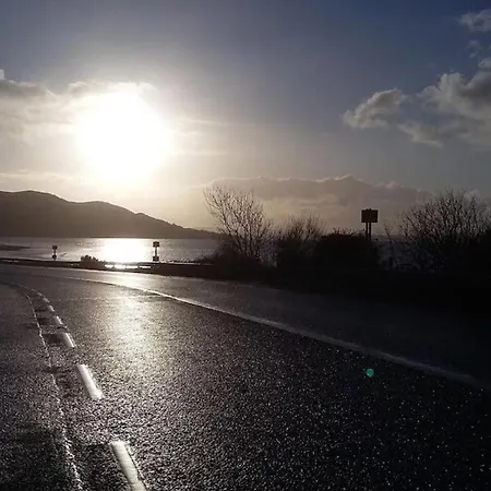 Cosy Cottage- Sleeps 4 Free Parking & Golf Nearby