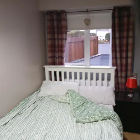 Dom wakacyjny Cosy Cottage- Sleeps 4 Free Parking & Golf Nearby Buncrana