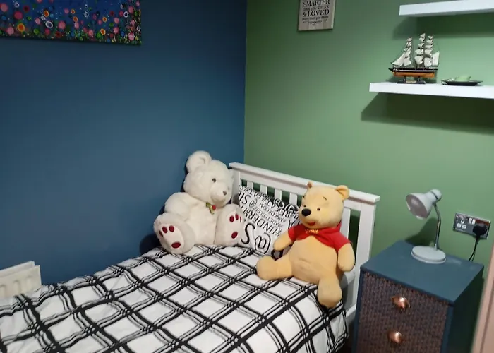 Cosy Cottage- Sleeps 4 Free Parking & Golf Nearby 別荘 *