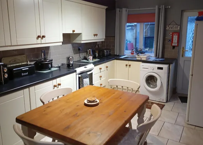 別荘 Cosy Cottage- Sleeps 4 Free Parking & Golf Nearby